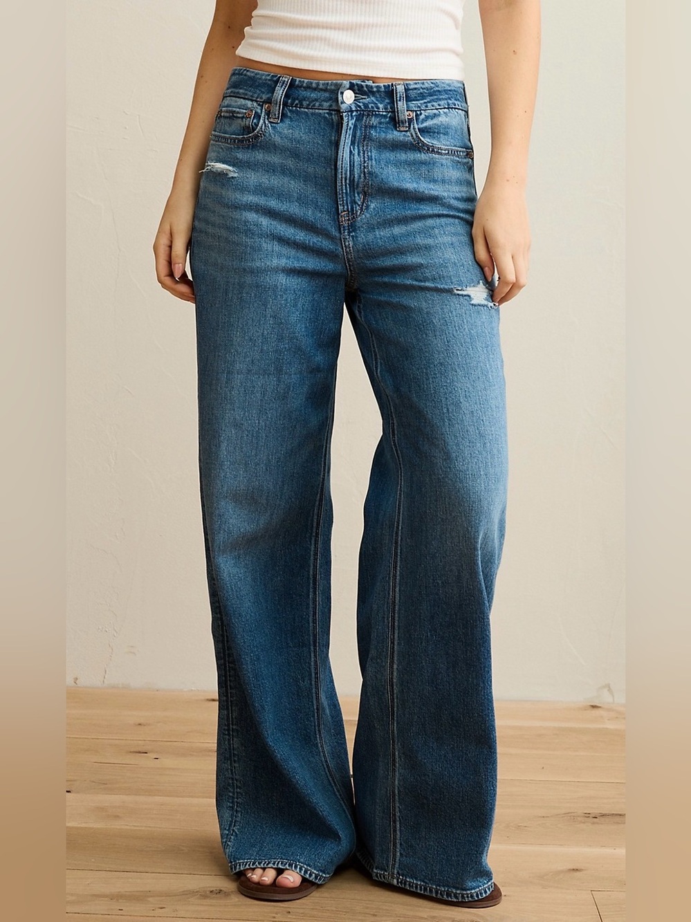American Eagle Outfitters Super High Rise Dreamy Drape Curvy Wide-Leg Jean 10